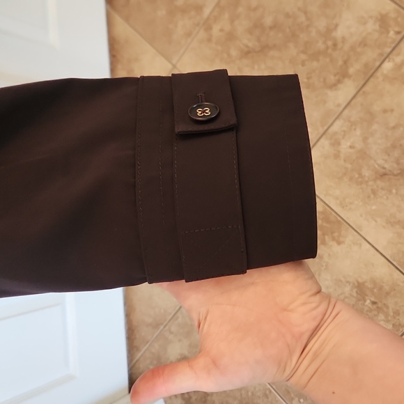 ST. JOHN two piece jacket and pants - Picture 4 of 12